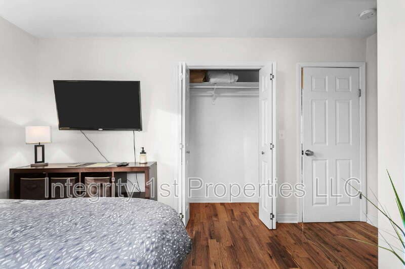 Shawnee House: 11221 West 59th Terrace