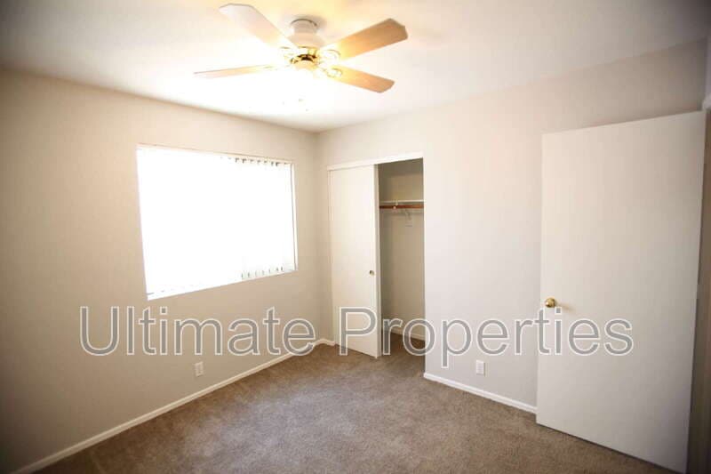 Glendale House: 10407 W Medlock Dr