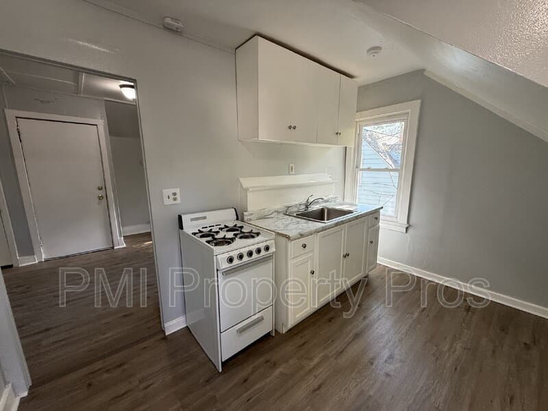 Milwaukee Condo: 4326A North 39th Street