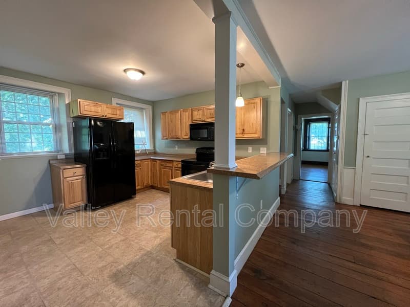 Hadley Condo: 117 Mt. Warner Road - 1