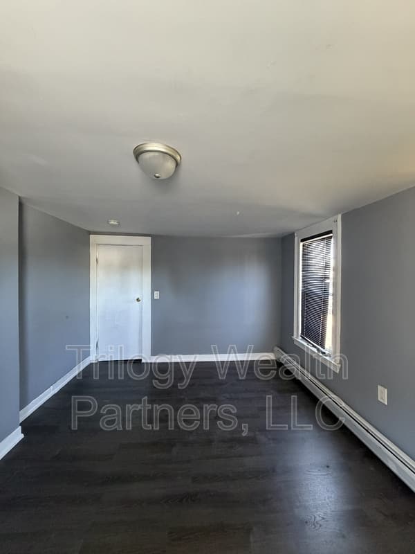 Orange Condo: 74 Park Street - 1