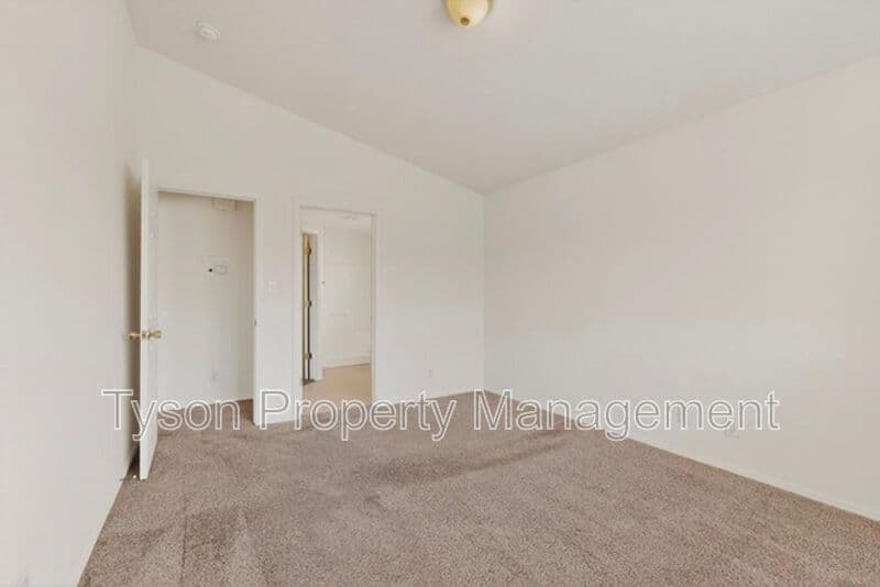 Rio Rancho House: 908 Bursum Ln