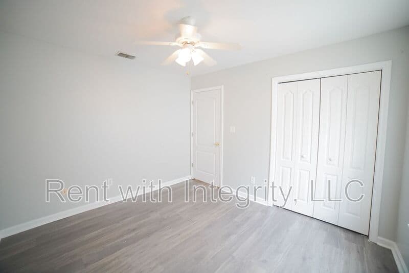 Tallahassee House: 1060 Kingdom Drive