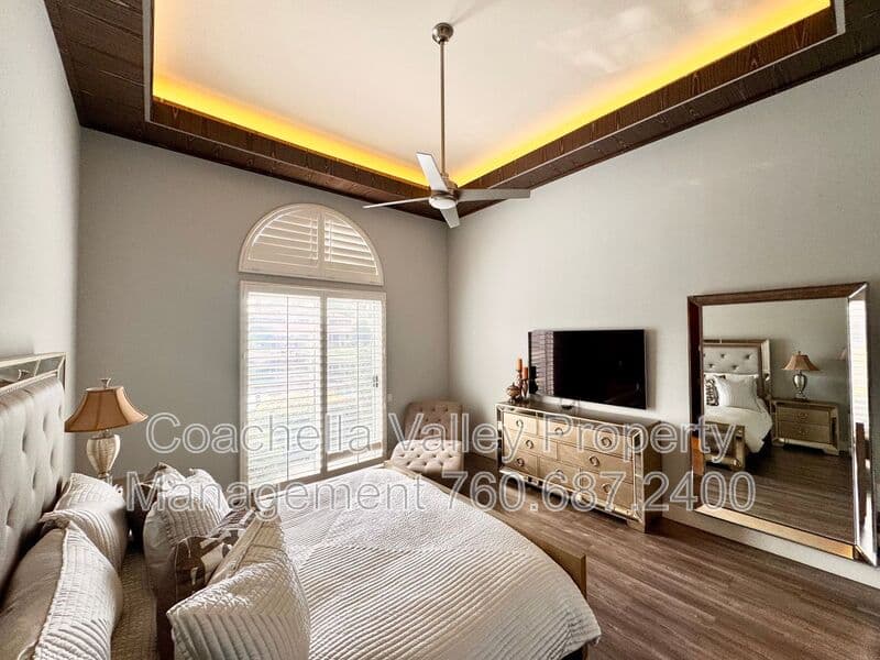 Rancho Mirage House: 21 Lake Shore Dr