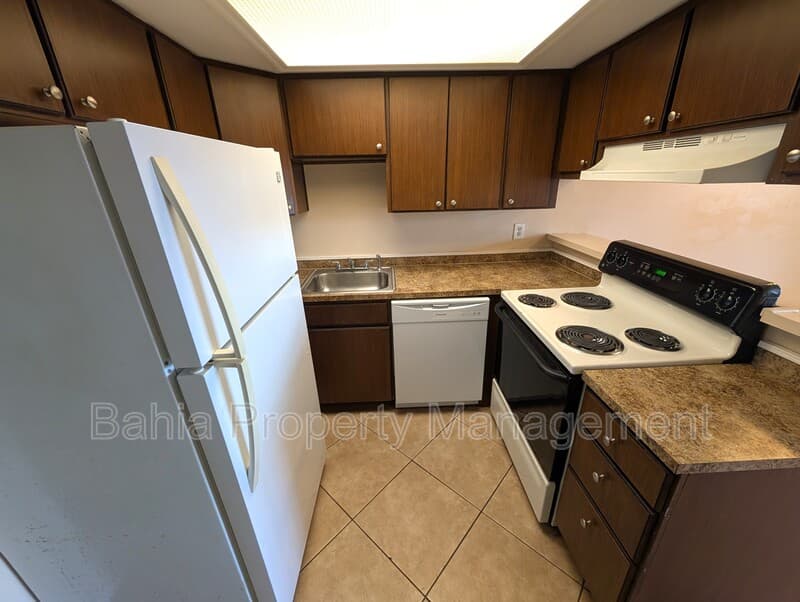 Tampa Condo: 6415 S Roberts Ave
