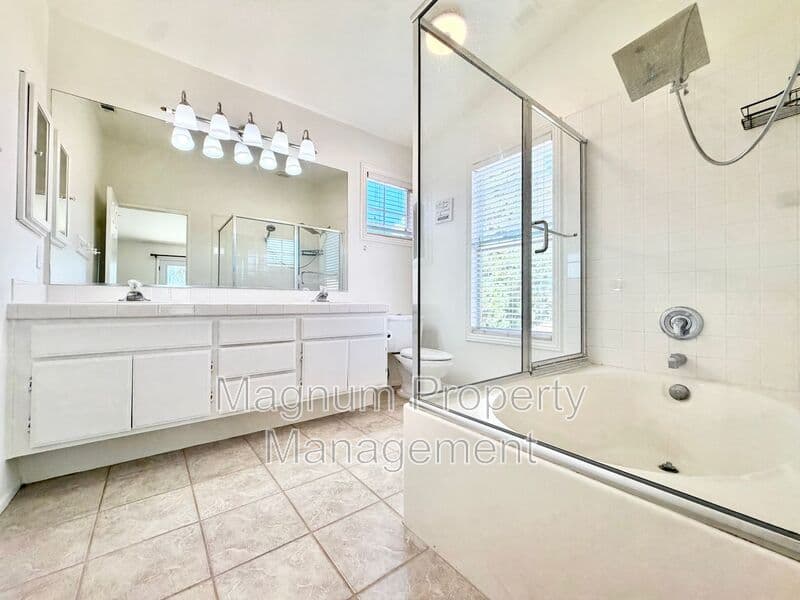Murrieta House: 37168 Santa Rosa Glen Dr