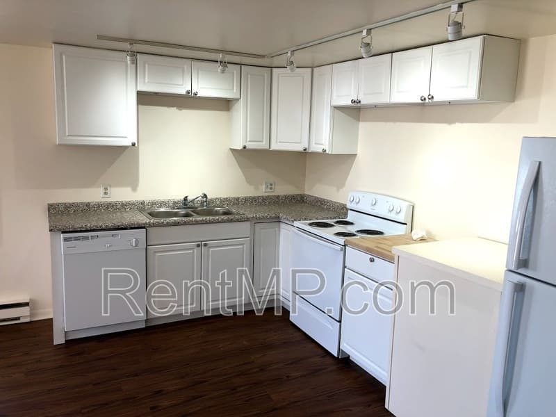 Mt. Pleasant Condo: 3477 S Summerton RD -  APT 2