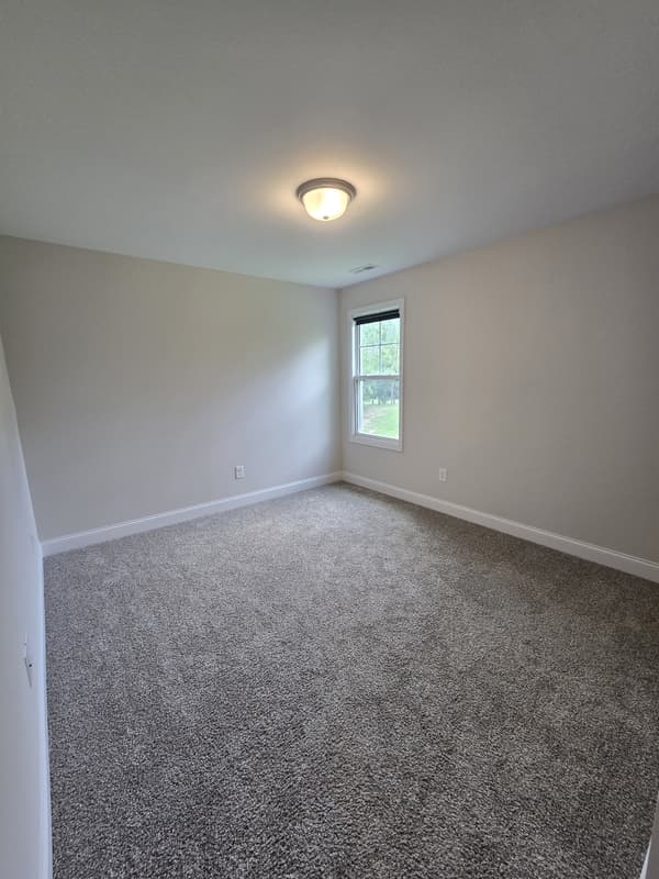 Smithfield House: 463 Jackson Pond Drive