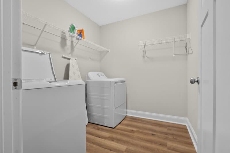 Aberdeen Townhome: 881 Ducks Lndg