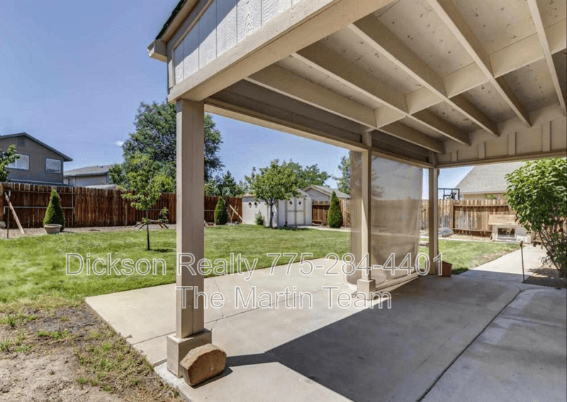 Reno House: 7925 Zinfandel Drive