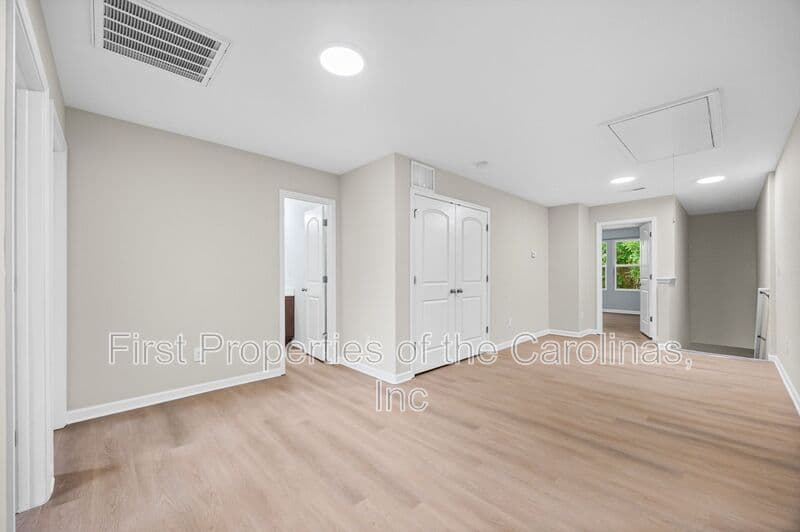 Charlotte Townhome: 9612 Brackenview Ct.