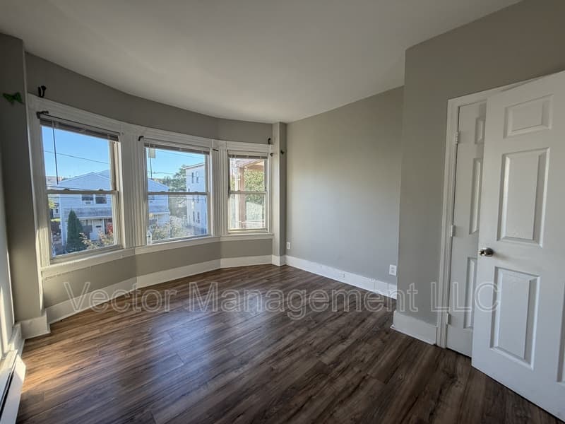 Bridgeport Condo: 543 Arctic Street - 2 right