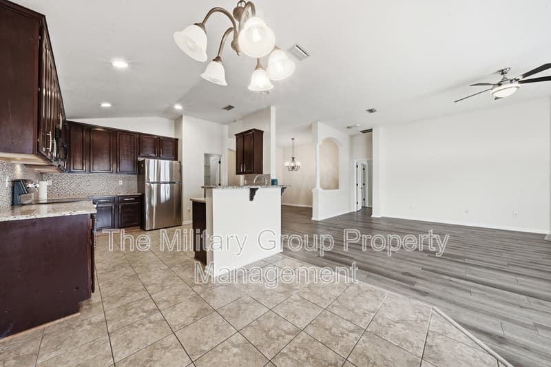 Orange Park House: 1059 Maple Lane