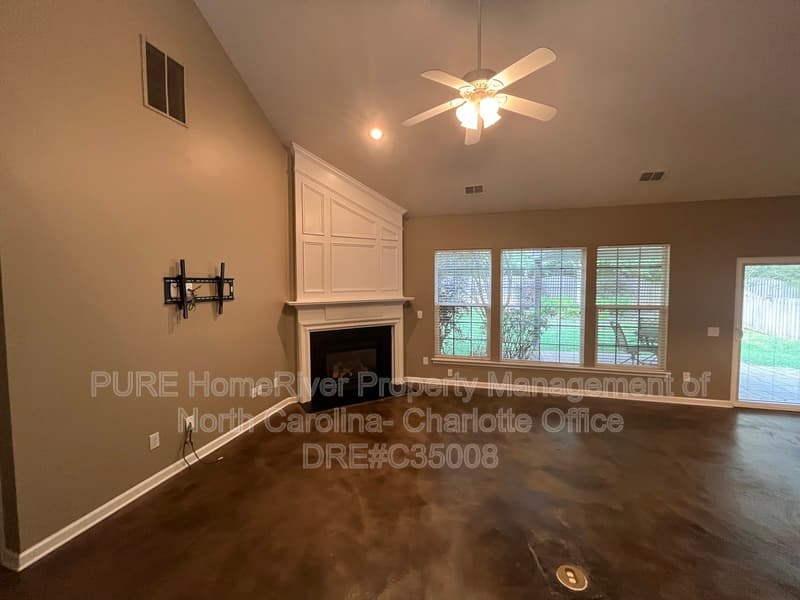 Charlotte House: 8903 Darcy Hopkins Drive