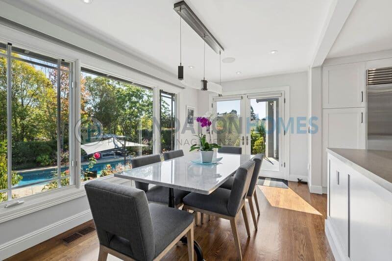 San Rafael House: 62 Manderly Rd