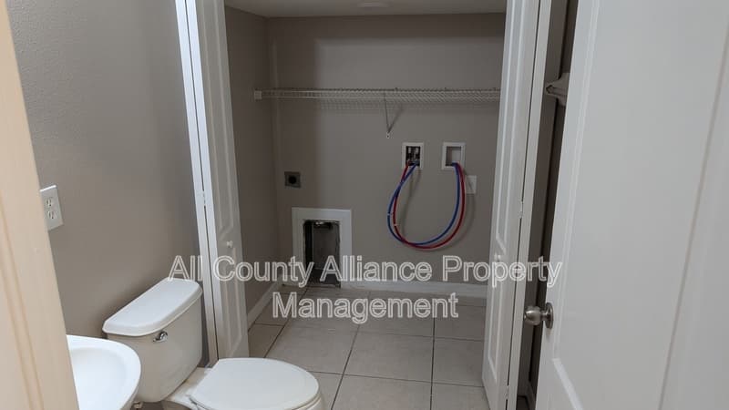 Zephyhills Townhome: 37549 Daliha Terrace