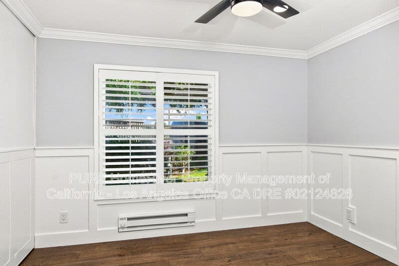 Torrance House: 23302 Marigold Ave