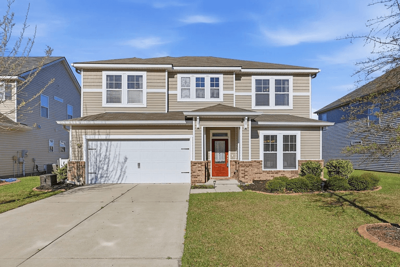 Savannah House: 225 Willow Point Cir