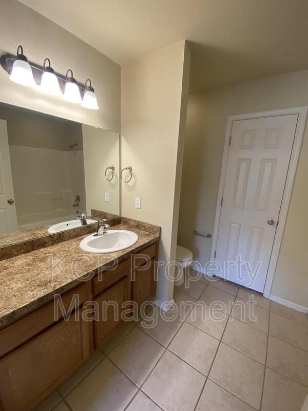 Fort Smith House: 2825 Fairway Hamlet Court