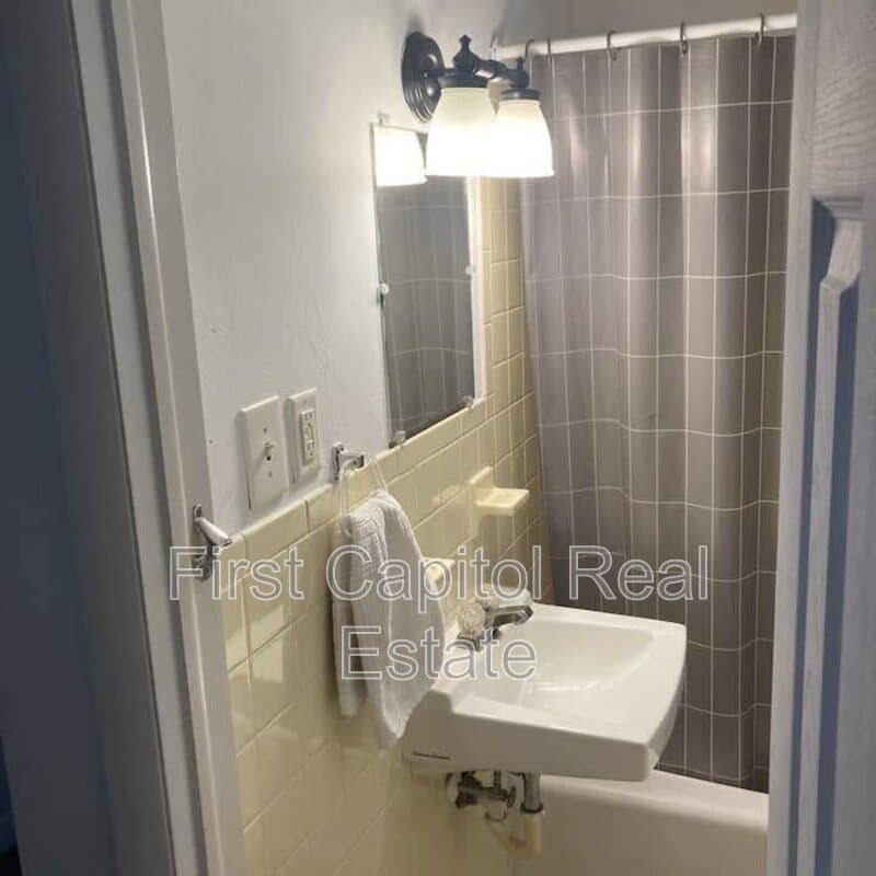 Fairfield Condo: 5104 Fairfield Rd