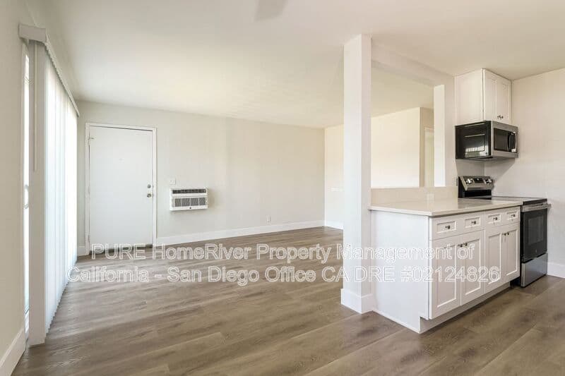 El Cajon House: 480 Jamacha Rd.