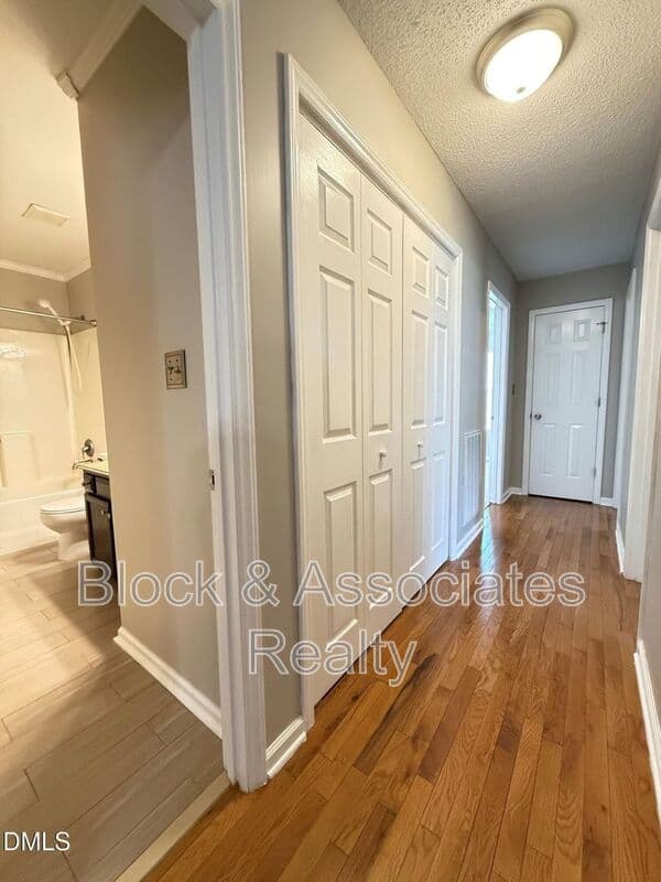 Wake Forest House: 610 E Jones Avenue
