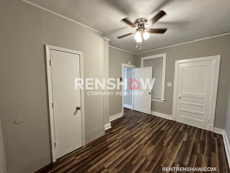 Memphis House: 2105 Clifton Ave