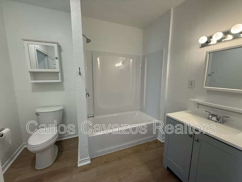 Dallas Condo: 5803 Tremont