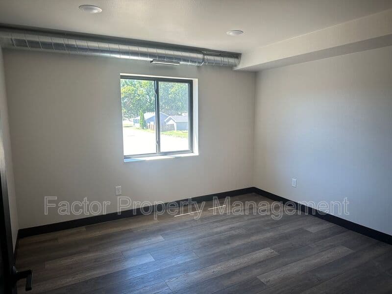 North Mankato Condo: 1111 Range St
