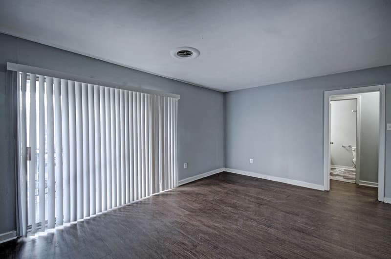 Jackson Condo: 225 W McDowell Rd - A6