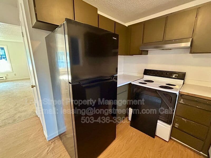 Beaverton Condo: 14173 SW Allen Blvd