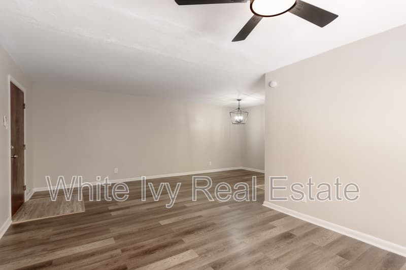 Huntsville Condo: 818 University Ave