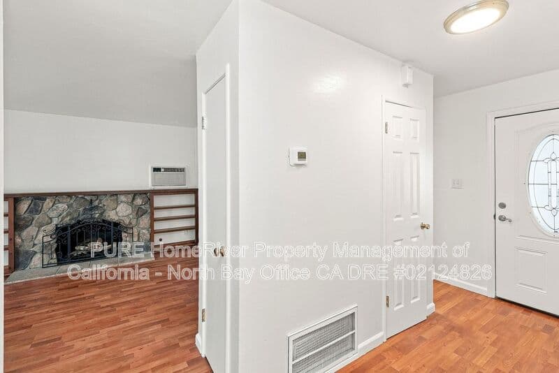 Rohnert Park House: 257 Allan Avenue