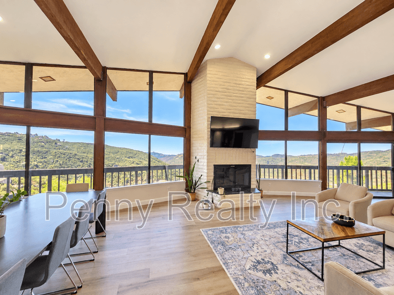 Escondido House: 9603 Indian Creek Way