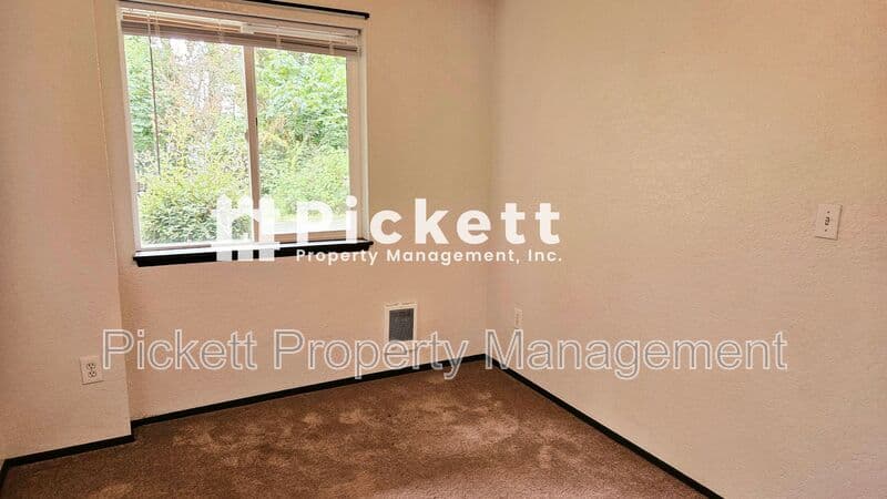 Port Orchard Condo: 4629 Beach Dr E