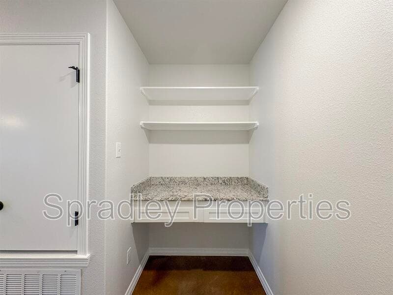 Troy Condo: 206B Sparrow Cove