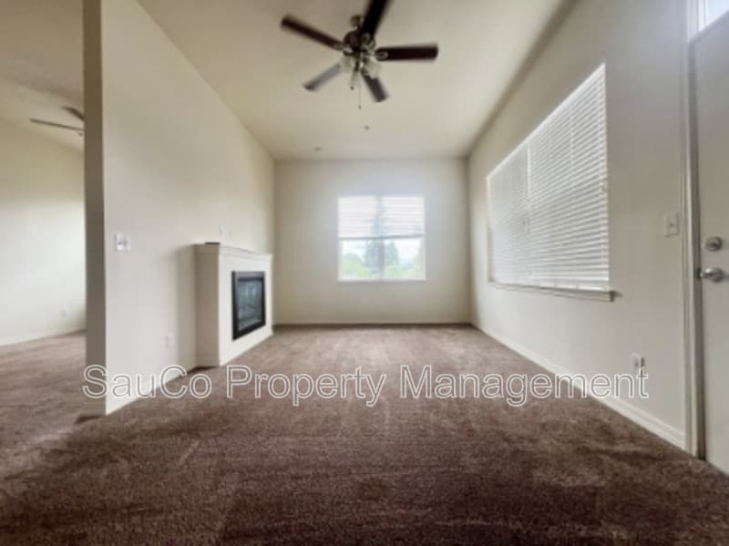 Scappoose Condo: 33763 East Columbia Avenue - 15