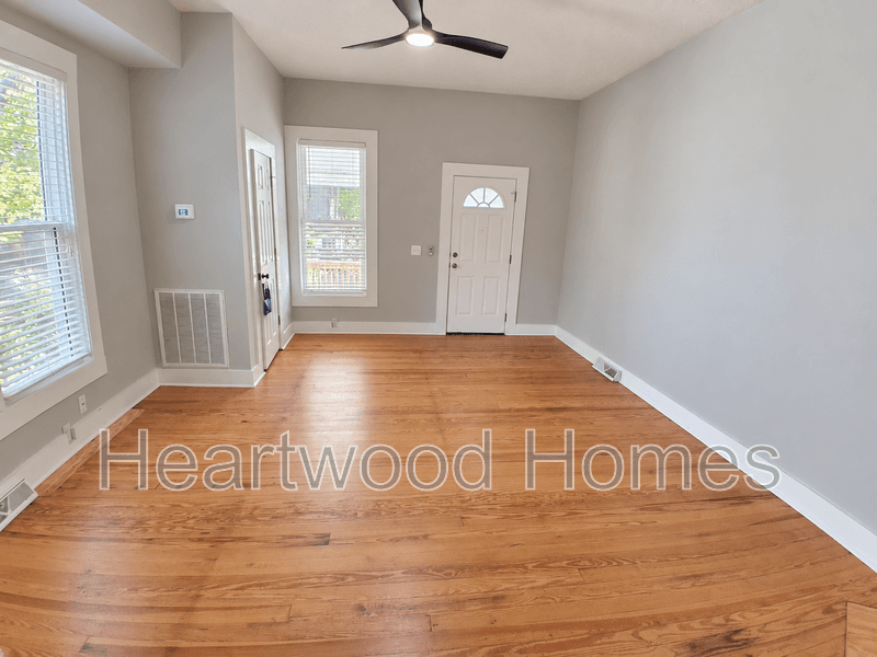 Columbia Condo: 119 Church Street