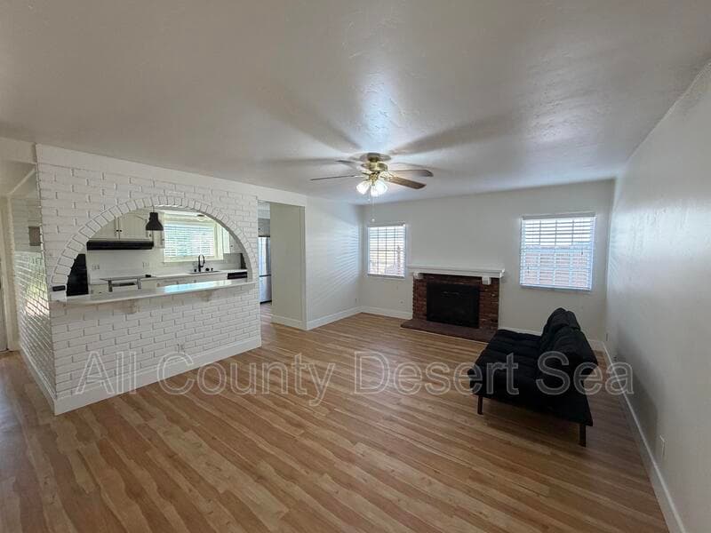 Huntington Beach House: 17542 Wrightwood Ln