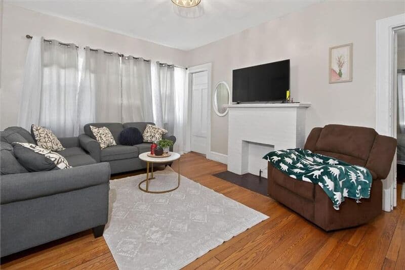 Rochester Condo: 119 Rosewood Terrace