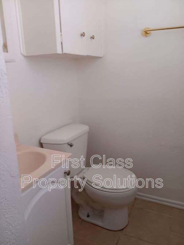 Oklahoma City House: 1731 NW 32nd St