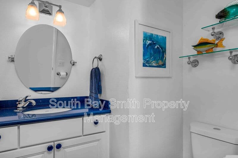 Redondo Beach Condo: 420 Palos Verdes Blvd