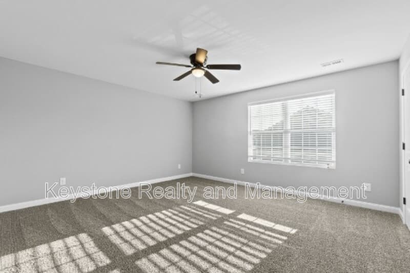 Clarksville Townhome: 580 Heritage Pointe Drive