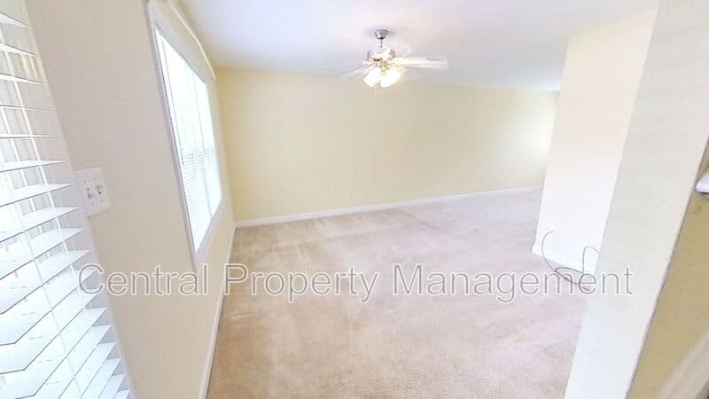 Simpsonville House: 108 Silverbrook Drive
