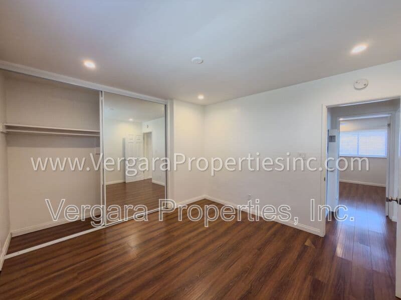 Redondo Beach Condo: 1806 Esplanade