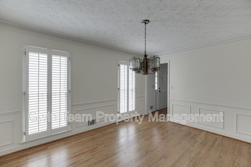 Lawrenceville House: 766 Chesterfield Dr