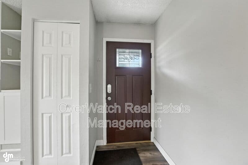 Anchorage Condo: 8611 Augusta Circle