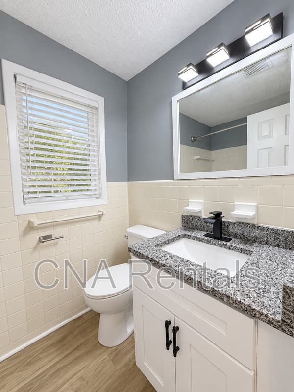 Atlanta House: 2454 Warwick Cir