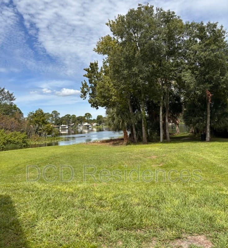 Sanford Condo: 3202 S. Orlando Dr.