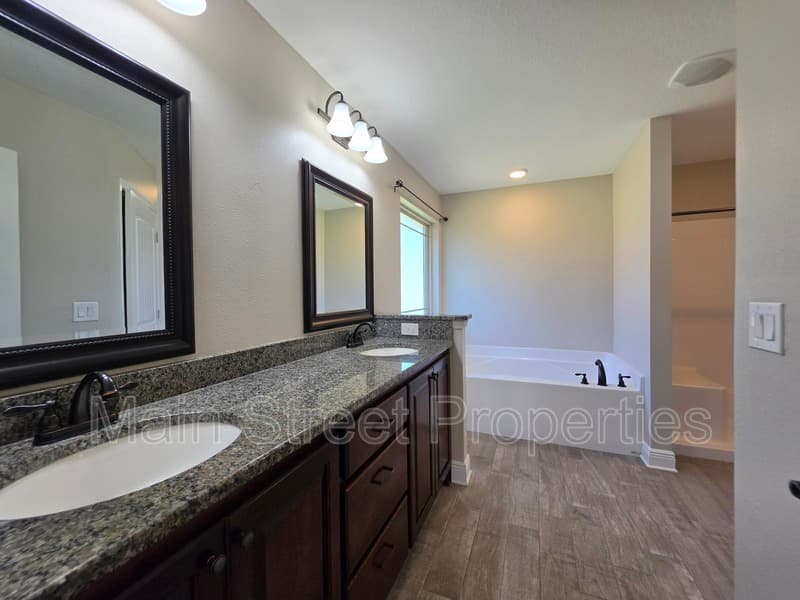 Milton House: 8839 Longmont Way